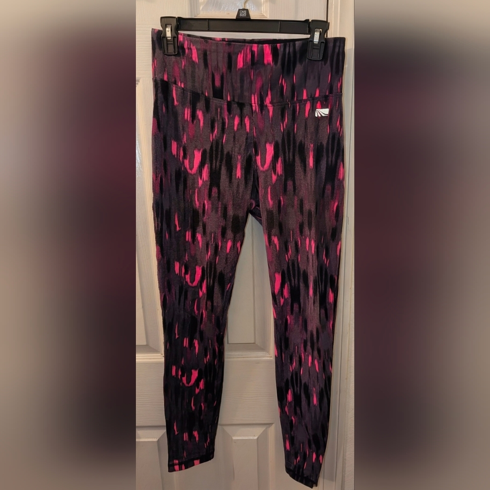 Marika Women's Pink/Gray/Black Active Leggings